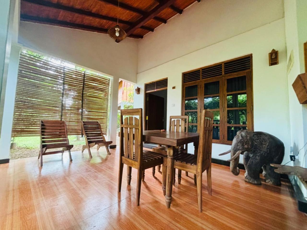 Woodholic Homestay สิกิริยา ภายนอก รูปภาพ