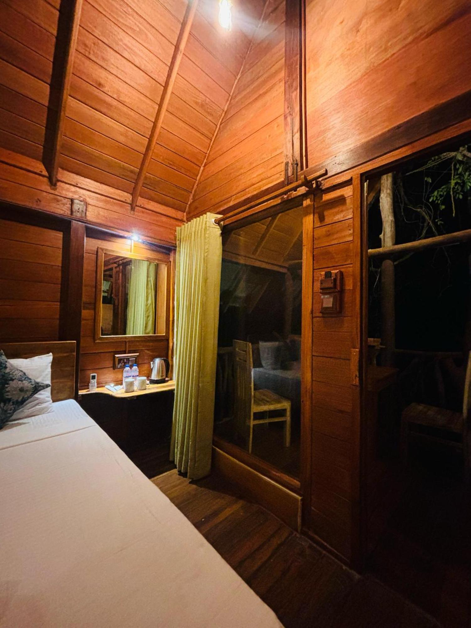 Woodholic Homestay สิกิริยา ภายนอก รูปภาพ